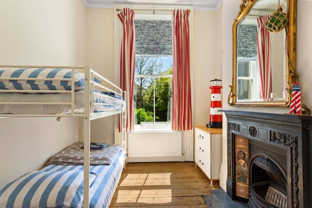 Luxurious Victorian, A Few Minutes From The Beach - Sleeps 2 Adults And Up To 3 Children St Leonards-on-Sea Exterior foto