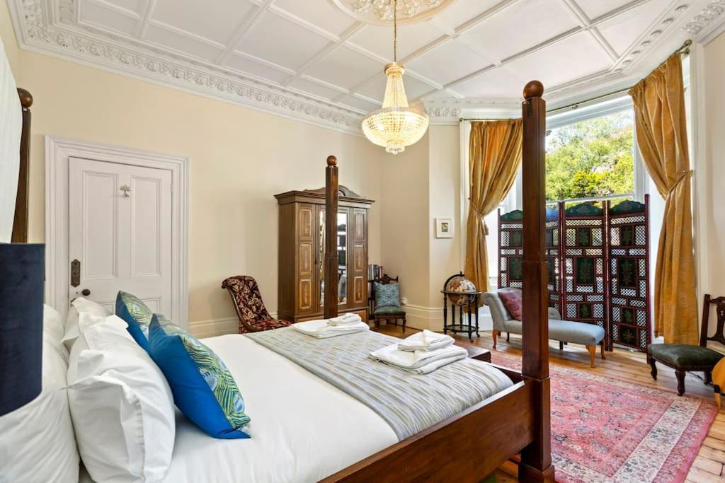 Luxurious Victorian, A Few Minutes From The Beach - Sleeps 2 Adults And Up To 3 Children St Leonards-on-Sea Exterior foto