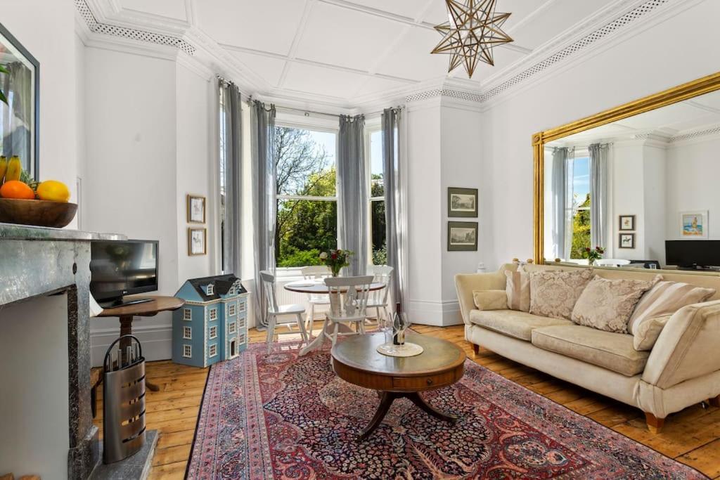 Luxurious Victorian, A Few Minutes From The Beach - Sleeps 2 Adults And Up To 3 Children St Leonards-on-Sea Exterior foto