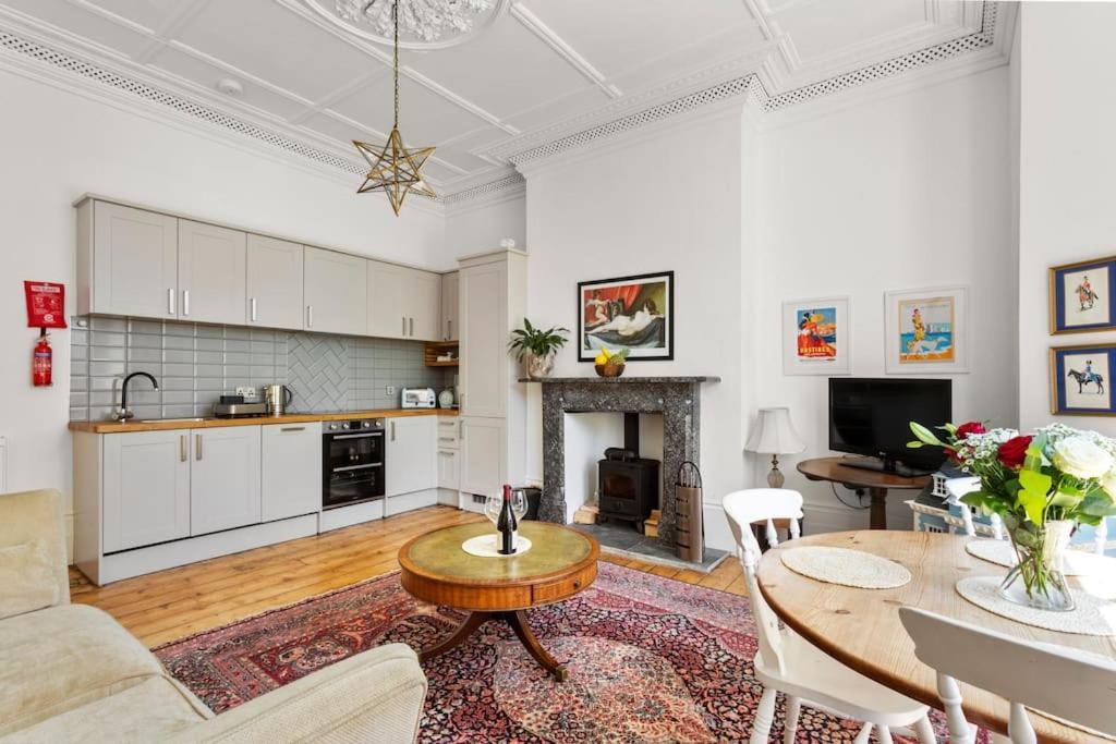 Luxurious Victorian, A Few Minutes From The Beach - Sleeps 2 Adults And Up To 3 Children St Leonards-on-Sea Exterior foto